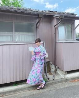 Miku Tanaka feet photo 8