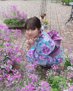 Miku Tanaka feet photo 7