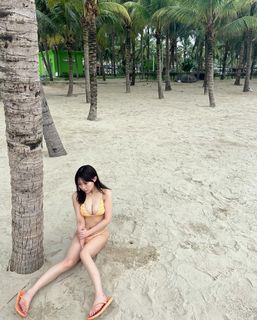 Miku Tanaka feet photo 3