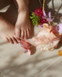 Miku Tanaka feet photo 17