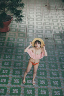 Miku Tanaka feet photo 9