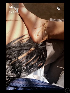 Mila J feet photo 15
