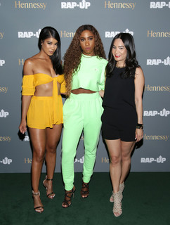 Mila J feet photo 5