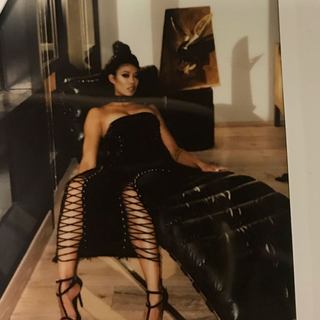 Mila J feet photo 7