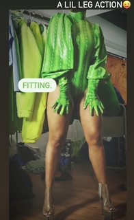 Mila J feet photo 16