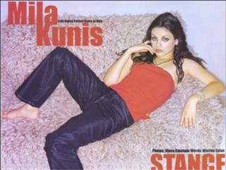 Mila Kunis feet photo thumbnail