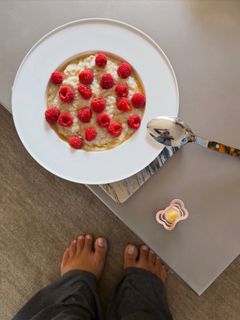 Mila Sivatskaya feet photo 1