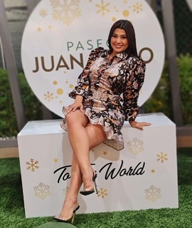 Milagros Flores feet photo 4
