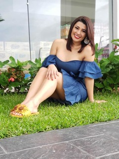 Milagros Flores feet photo 13