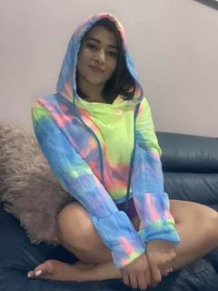 Milagros Flores feet photo 3