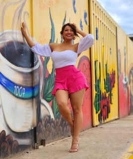 Milagros Flores feet photo 17