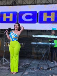Milagros Flores feet photo 20