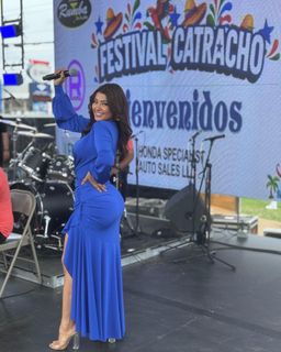 Milagros Flores feet photo 1