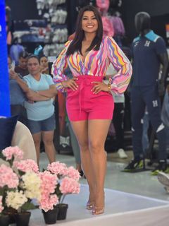 Milagros Flores feet photo 11