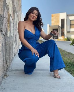 Milagros Flores feet photo 14