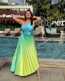 Milagros Flores feet photo 9