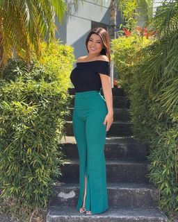 Milagros Flores feet photo 20
