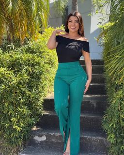 Milagros Flores feet photo 19