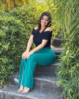Milagros Flores feet photo 18