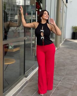 Milagros Flores feet photo 15