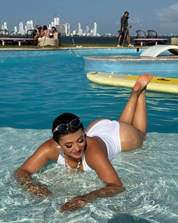 Milagros Flores feet photo 7