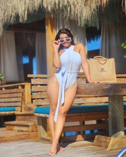 Milagros Flores feet photo 7
