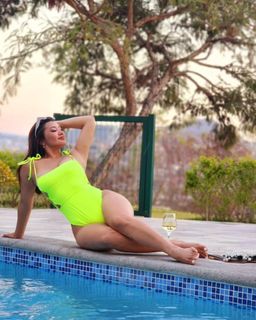 Milagros Flores feet photo 19