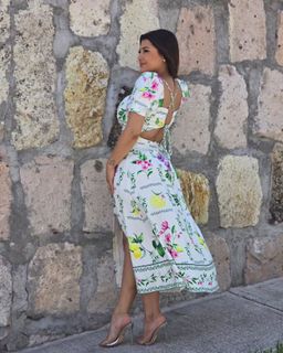 Milagros Flores feet photo 9