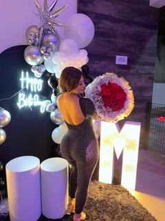 Milagros Flores feet photo 3