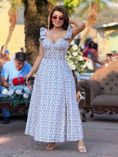Milagros Flores feet photo 11