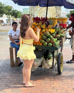 Milagros Flores feet photo 18