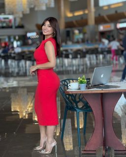 Milagros Flores feet photo 13