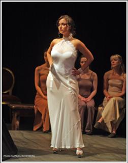 Milana Vayntrub feet photo thumbnail