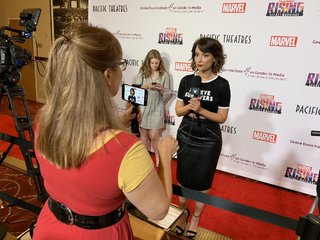 Milana Vayntrub feet photo thumbnail