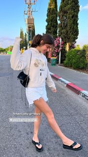 Milana Vino feet photo 8