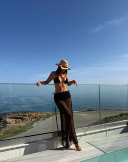 Milana Vino feet photo 3