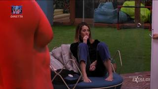 Milena Miconi feet photo 18