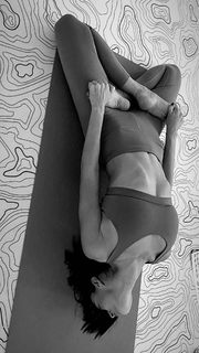 Milena Radulović feet photo 11