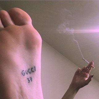 Milena Smit feet photo 9
