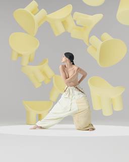 Milena Smit feet photo 1