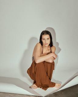 Milena Smit feet photo 6