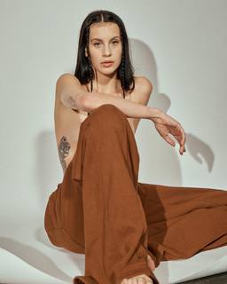 Milena Smit feet photo 5