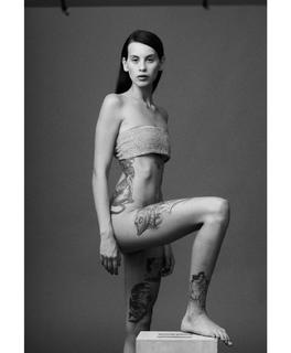 Milena Smit feet photo 2