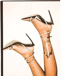 Milena Smit feet photo 8