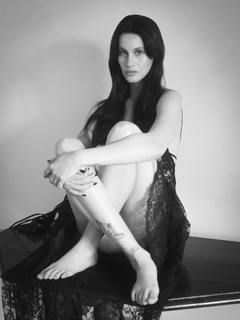 Milena Smit feet photo 17