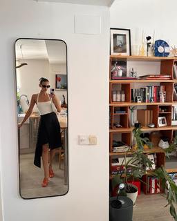 Milena Smit feet photo 13