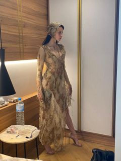 Milena Smit feet photo 1