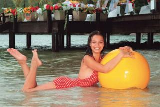 Milena Toscano feet photo 3