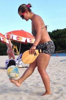 Milene Domingues feet photo 14
