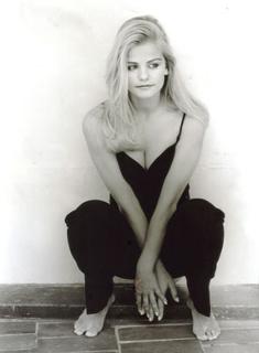 Milene Domingues feet photo 9